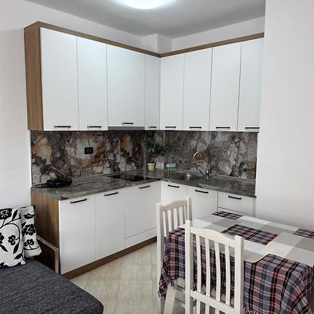 Orkidea Apartments Golem  Bagian luar foto
